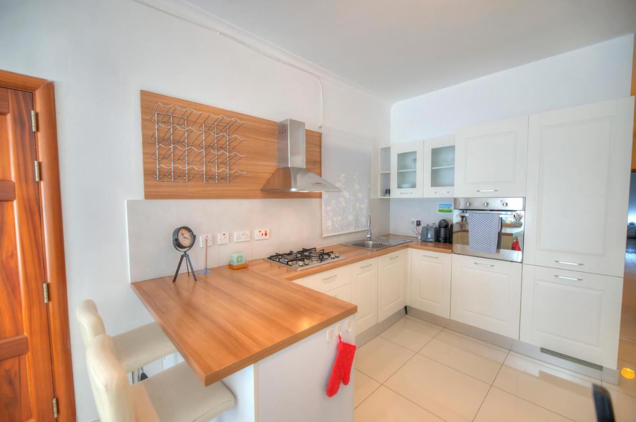 Large And Modern 2Bedroom With Balcony Glub1-1 Gzira Exteriér fotografie
